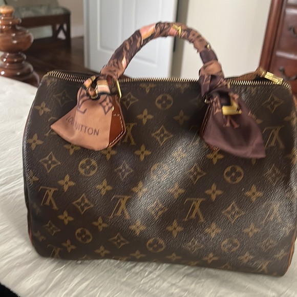 LV Speedy 30 - Picture 1 of 7